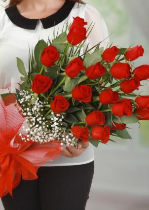 aşk ateşi kırmızı 19 adet gül